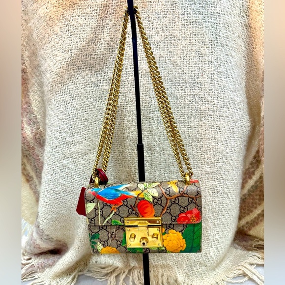 Gucci GG Supreme Padlock Small - Picture 2 of 16